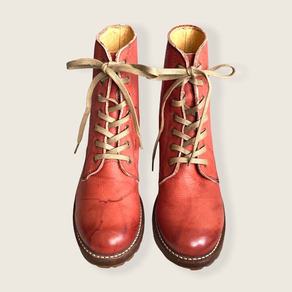 RARE Frye Sabrina 6G LaceUp Terracotta Combat Boot - Picture 9 of 15